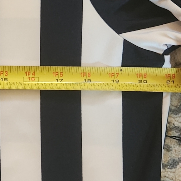 Blouse - Picture 8 of 11